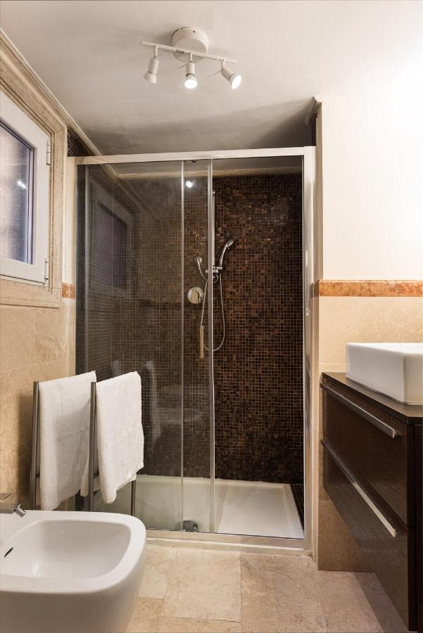 Nsm 71Viadelcorso Appartamento Con Terrazzo Рим Екстер'єр фото