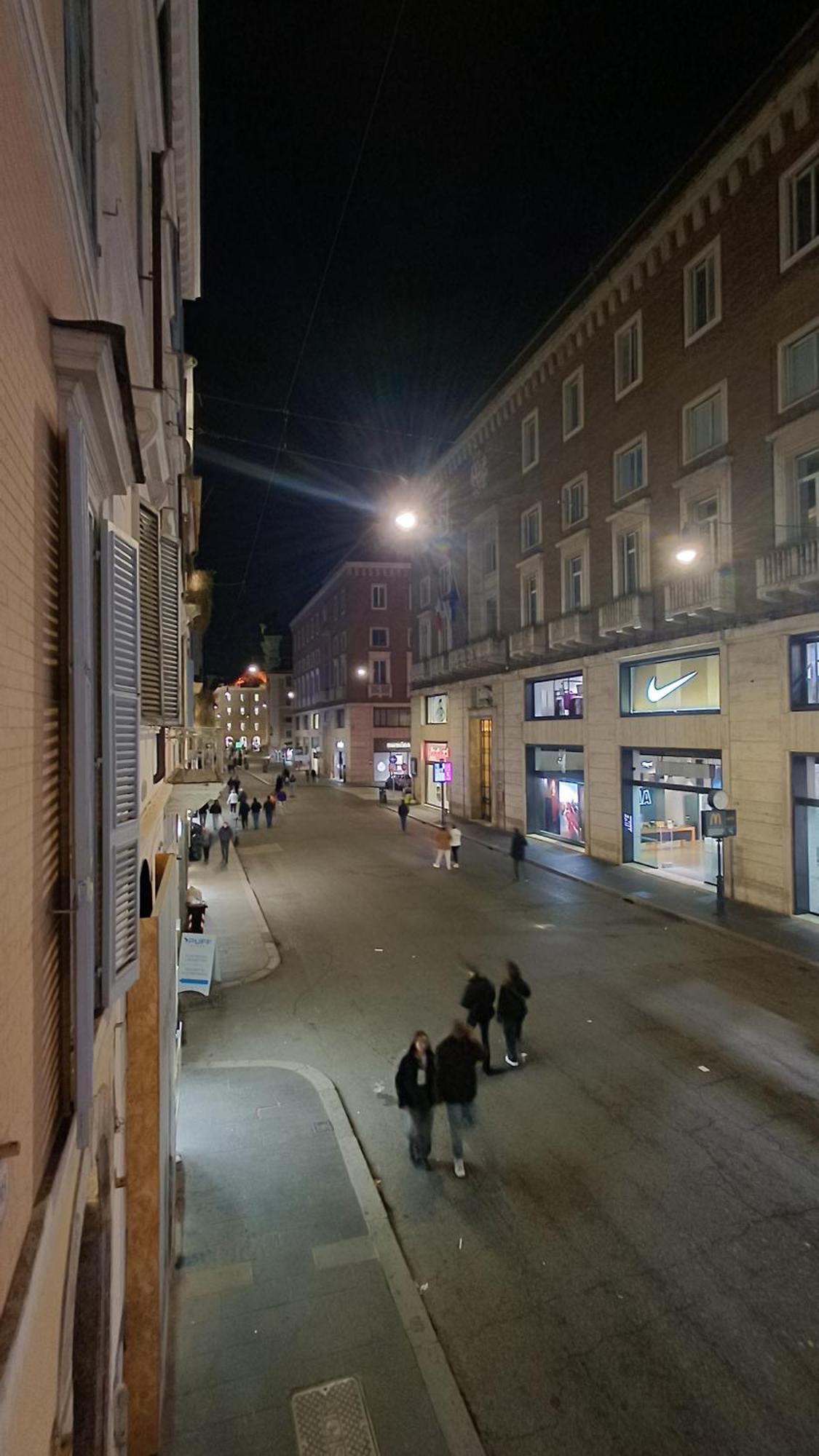 Nsm 71Viadelcorso Appartamento Con Terrazzo Рим Екстер'єр фото